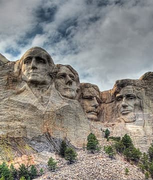Washington, Jefferson, Roosevelt y Lincoln en el Monte Rushmore