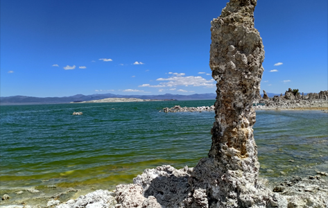 En nuestro itinerario por Estados Unidos también hay  atracciones menos conocidas como Mono Lake